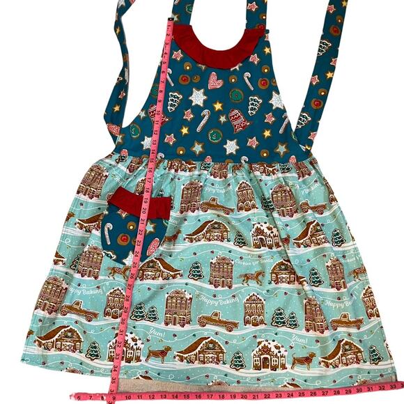 Festive Holiday Apron with Gingerbread and Candy Print - Picture 4 of 9